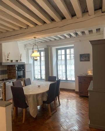 Apartament La Tour De Jade Avallon Zewnętrze zdjęcie